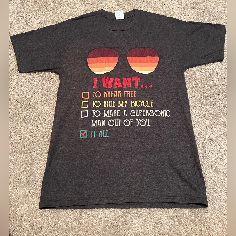 New Grey Queen-themed t-shirt, women’s, Size S